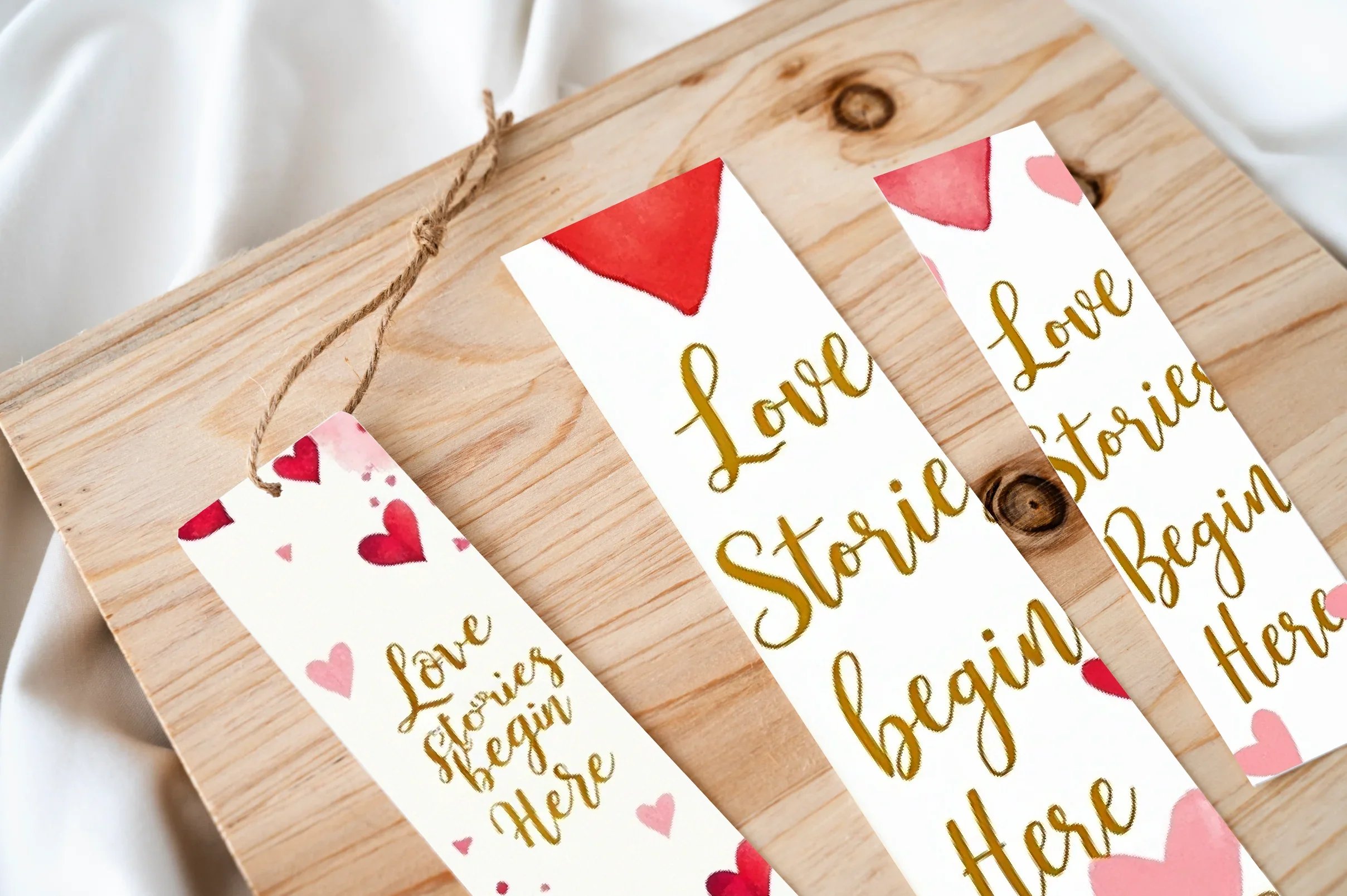 Love Stories Bookmark Journal - CraftNest - Digital Crafting and Art