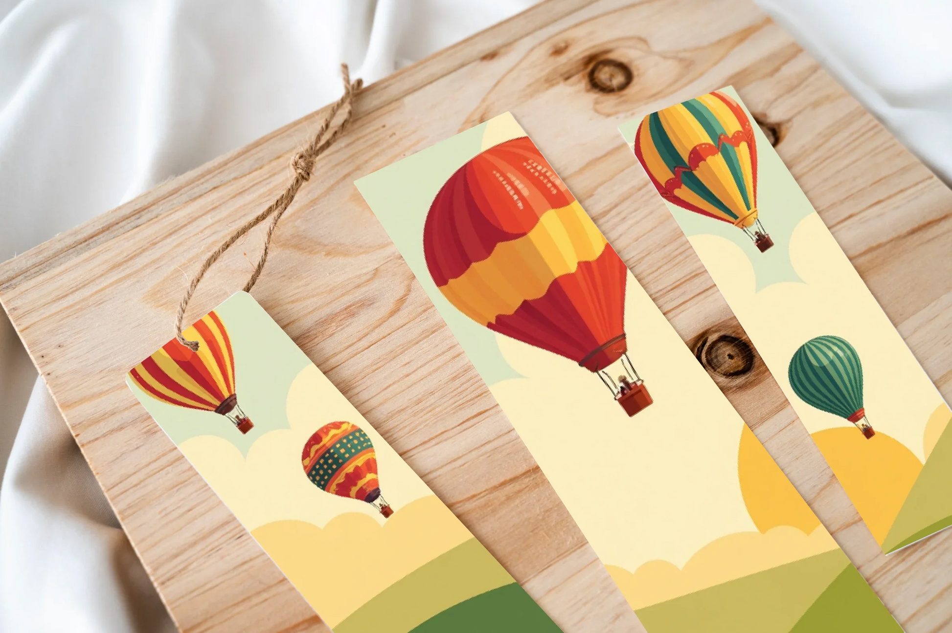 Hot Air Balloons Bookmark Journal - CraftNest - Digital Crafting and Art